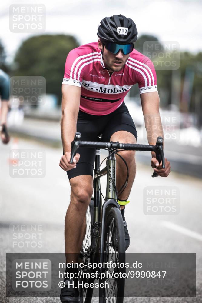 16.08.2026 - KN Förde Triathlon 2026 H.Heesch http://msf.ph/oto/9990847 16.08.2026 13:29:56 Radfahren 592 meine-sportfotos.de