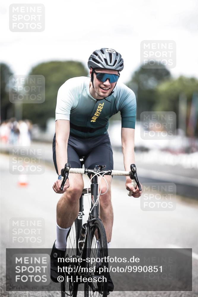 16.08.2026 - KN Förde Triathlon 2026 H.Heesch http://msf.ph/oto/9990851 16.08.2026 13:29:57 Radfahren 592 meine-sportfotos.de