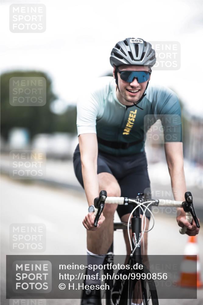 16.08.2026 - KN Förde Triathlon 2026 H.Heesch http://msf.ph/oto/9990856 16.08.2026 13:29:57 Radfahren 592 meine-sportfotos.de