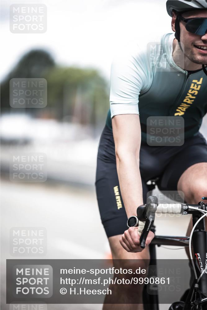 16.08.2026 - KN Förde Triathlon 2026 H.Heesch http://msf.ph/oto/9990861 16.08.2026 13:29:57 Radfahren 592 meine-sportfotos.de