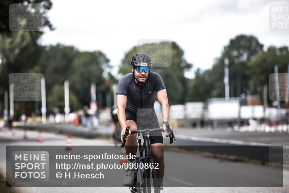 16.08.2026 - KN Förde Triathlon 2026 H.Heesch http://msf.ph/oto/9990862 16.08.2026 13:30:22 Radfahren 718 meine-sportfotos.de