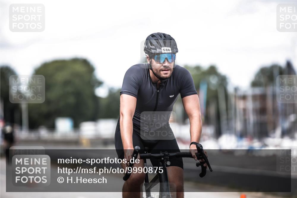 16.08.2026 - KN Förde Triathlon 2026 H.Heesch http://msf.ph/oto/9990875 16.08.2026 13:30:22 Radfahren 718 meine-sportfotos.de