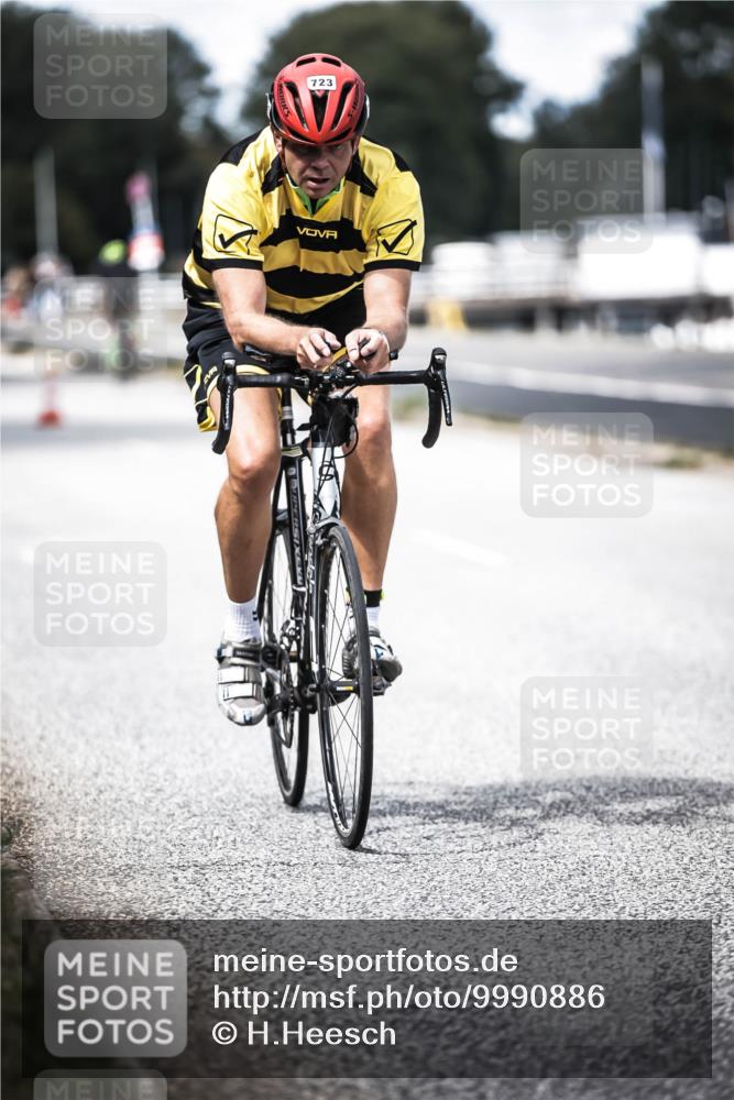 16.08.2026 - KN Förde Triathlon 2026 H.Heesch http://msf.ph/oto/9990886 16.08.2026 13:30:53 Radfahren 576, 737 meine-sportfotos.de