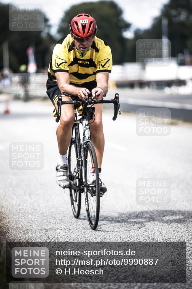 16.08.2026 - KN Förde Triathlon 2026 H.Heesch http://msf.ph/oto/9990887 16.08.2026 13:30:53 Radfahren 576, 737 meine-sportfotos.de