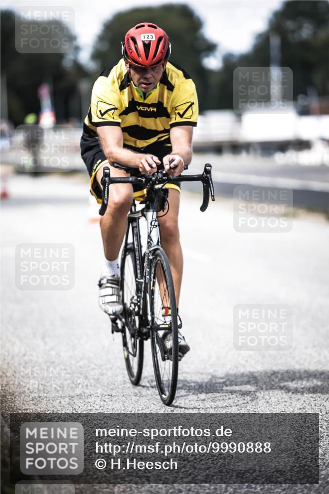 16.08.2026 - KN Förde Triathlon 2026 H.Heesch http://msf.ph/oto/9990888 16.08.2026 13:30:53 Radfahren 576, 737 meine-sportfotos.de