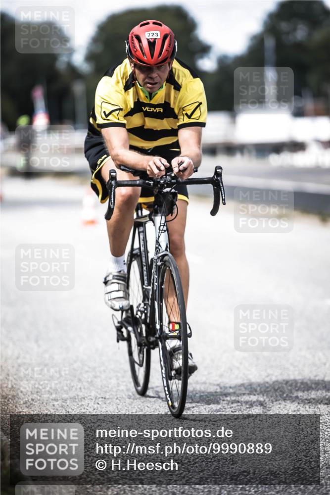 16.08.2026 - KN Förde Triathlon 2026 H.Heesch http://msf.ph/oto/9990889 16.08.2026 13:30:53 Radfahren 576, 737 meine-sportfotos.de