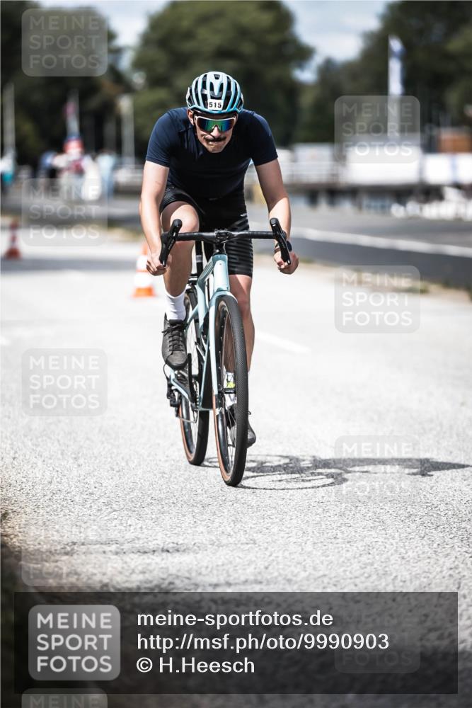 16.08.2026 - KN Förde Triathlon 2026 H.Heesch http://msf.ph/oto/9990903 16.08.2026 13:34:42 Radfahren  meine-sportfotos.de