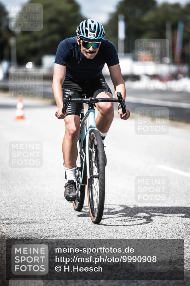 16.08.2026 - KN Förde Triathlon 2026 H.Heesch http://msf.ph/oto/9990908 16.08.2026 13:34:43 Radfahren  meine-sportfotos.de