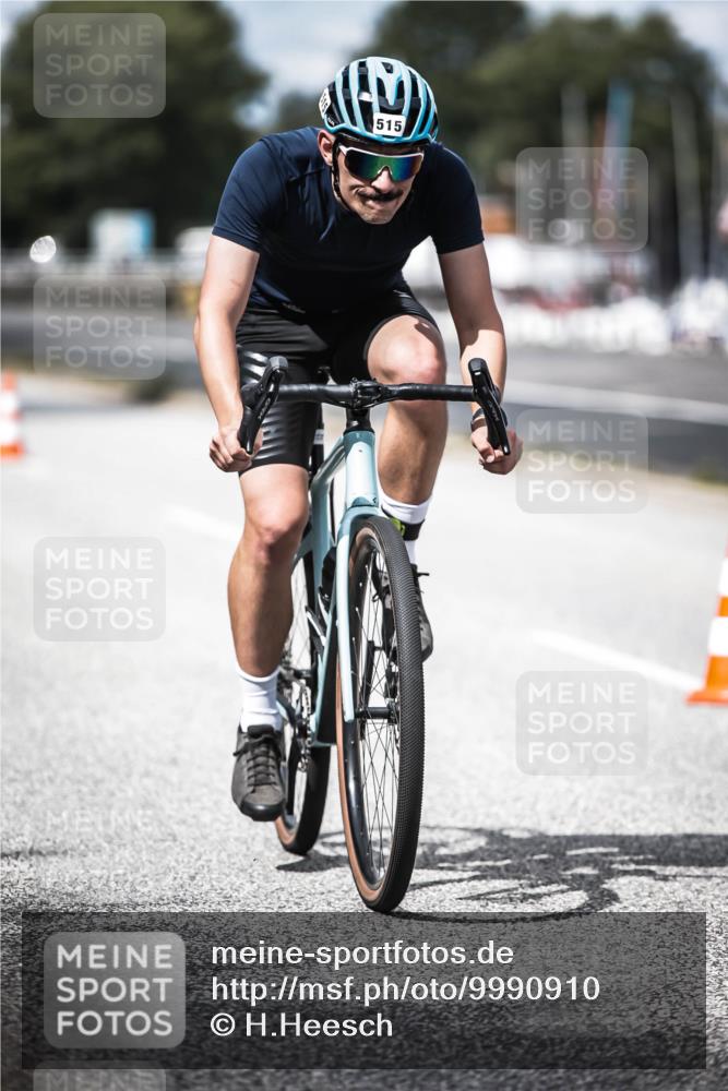 16.08.2026 - KN Förde Triathlon 2026 H.Heesch http://msf.ph/oto/9990910 16.08.2026 13:34:43 Radfahren  meine-sportfotos.de