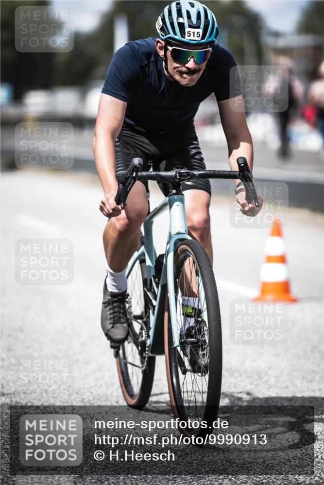 16.08.2026 - KN Förde Triathlon 2026 H.Heesch http://msf.ph/oto/9990913 16.08.2026 13:34:43 Radfahren  meine-sportfotos.de