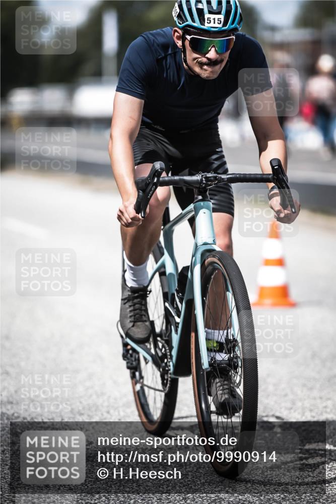 16.08.2026 - KN Förde Triathlon 2026 H.Heesch http://msf.ph/oto/9990914 16.08.2026 13:34:43 Radfahren  meine-sportfotos.de