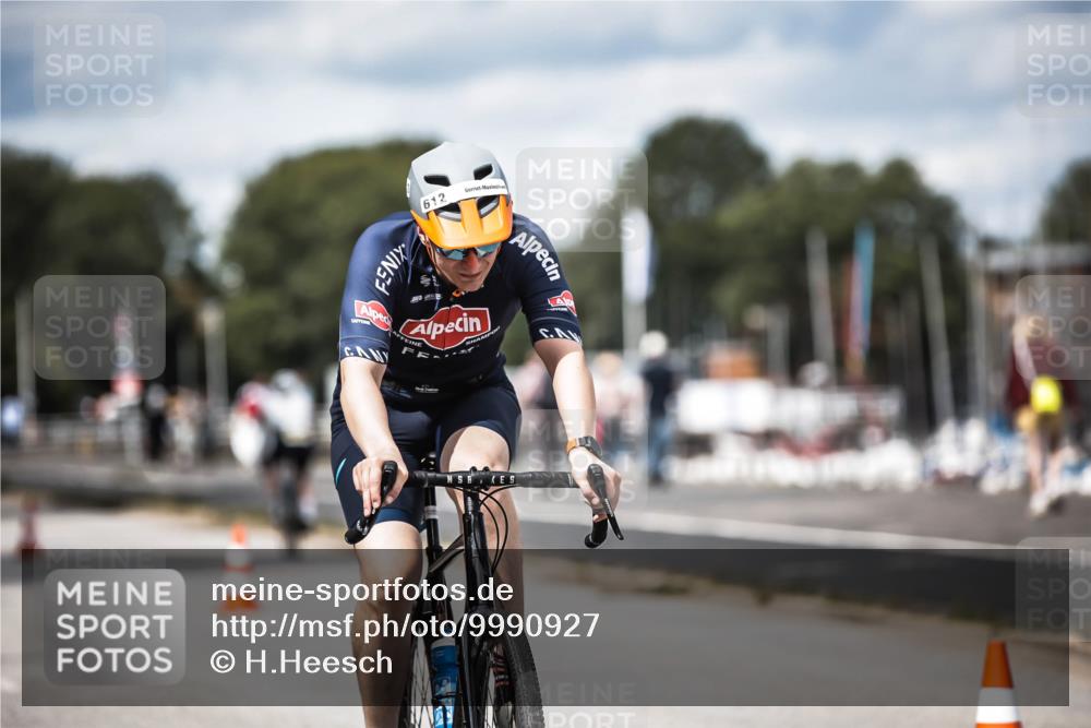 16.08.2026 - KN Förde Triathlon 2026 H.Heesch http://msf.ph/oto/9990927 16.08.2026 13:35:01 Radfahren 742 meine-sportfotos.de