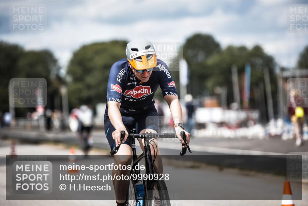 16.08.2026 - KN Förde Triathlon 2026 H.Heesch http://msf.ph/oto/9990928 16.08.2026 13:35:01 Radfahren 742 meine-sportfotos.de