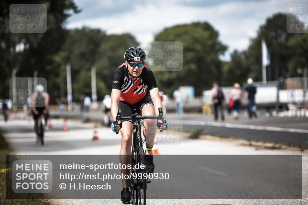 16.08.2026 - KN Förde Triathlon 2026 H.Heesch http://msf.ph/oto/9990930 16.08.2026 13:35:05 Radfahren  meine-sportfotos.de