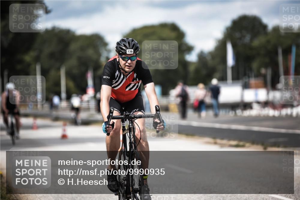 16.08.2026 - KN Förde Triathlon 2026 H.Heesch http://msf.ph/oto/9990935 16.08.2026 13:35:05 Radfahren  meine-sportfotos.de