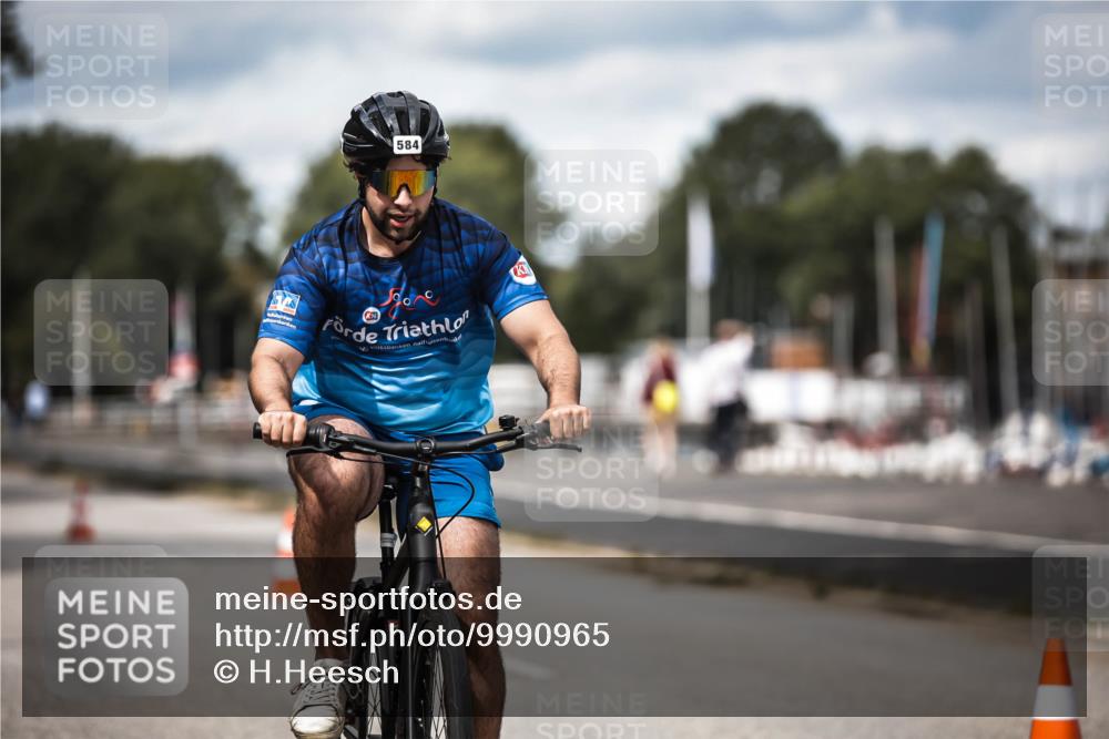16.08.2026 - KN Förde Triathlon 2026 H.Heesch http://msf.ph/oto/9990965 16.08.2026 13:35:20 Radfahren 731 meine-sportfotos.de