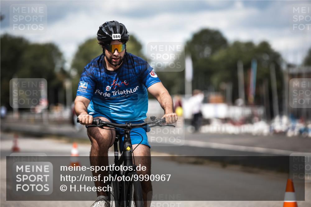 16.08.2026 - KN Förde Triathlon 2026 H.Heesch http://msf.ph/oto/9990967 16.08.2026 13:35:20 Radfahren 731 meine-sportfotos.de