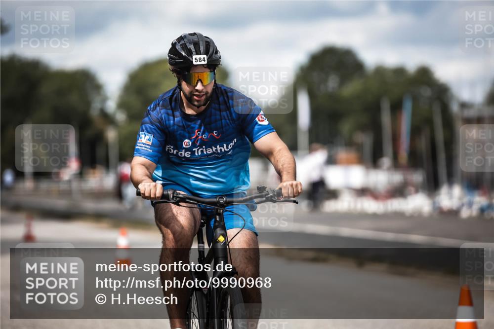 16.08.2026 - KN Förde Triathlon 2026 H.Heesch http://msf.ph/oto/9990968 16.08.2026 13:35:20 Radfahren 731 meine-sportfotos.de