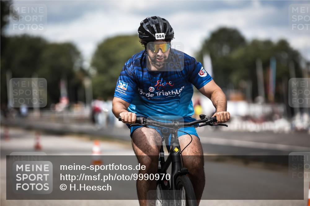 16.08.2026 - KN Förde Triathlon 2026 H.Heesch http://msf.ph/oto/9990970 16.08.2026 13:35:20 Radfahren 731 meine-sportfotos.de
