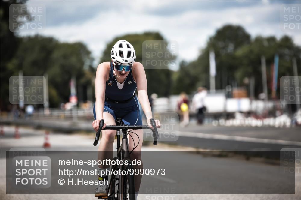 16.08.2026 - KN Förde Triathlon 2026 H.Heesch http://msf.ph/oto/9990973 16.08.2026 13:35:26 Radfahren 601, 731 meine-sportfotos.de
