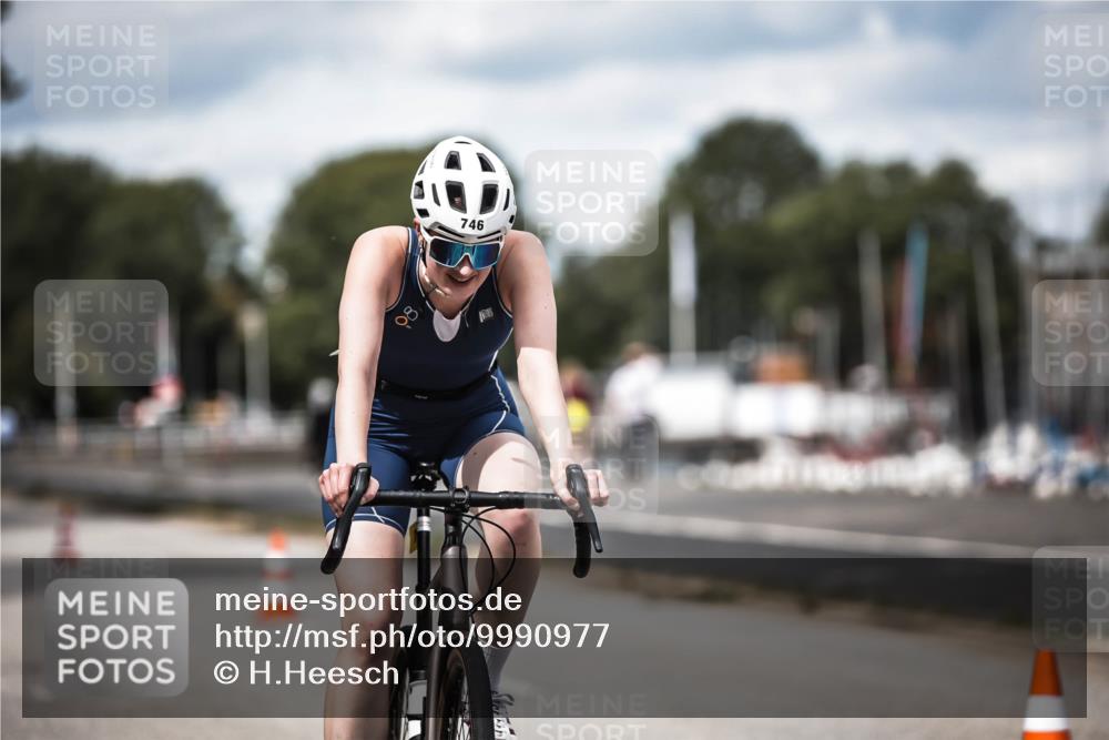 16.08.2026 - KN Förde Triathlon 2026 H.Heesch http://msf.ph/oto/9990977 16.08.2026 13:35:26 Radfahren 601, 731 meine-sportfotos.de