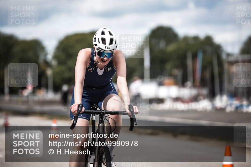 16.08.2026 - KN Förde Triathlon 2026 H.Heesch http://msf.ph/oto/9990978 16.08.2026 13:35:26 Radfahren 601, 731 meine-sportfotos.de