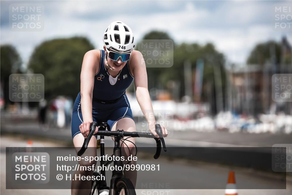 16.08.2026 - KN Förde Triathlon 2026 H.Heesch http://msf.ph/oto/9990981 16.08.2026 13:35:26 Radfahren 601, 731 meine-sportfotos.de