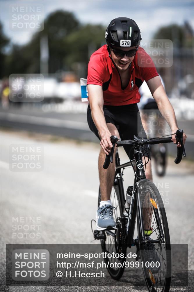 16.08.2026 - KN Förde Triathlon 2026 H.Heesch http://msf.ph/oto/9991000 16.08.2026 13:35:31 Radfahren 601, 604 meine-sportfotos.de