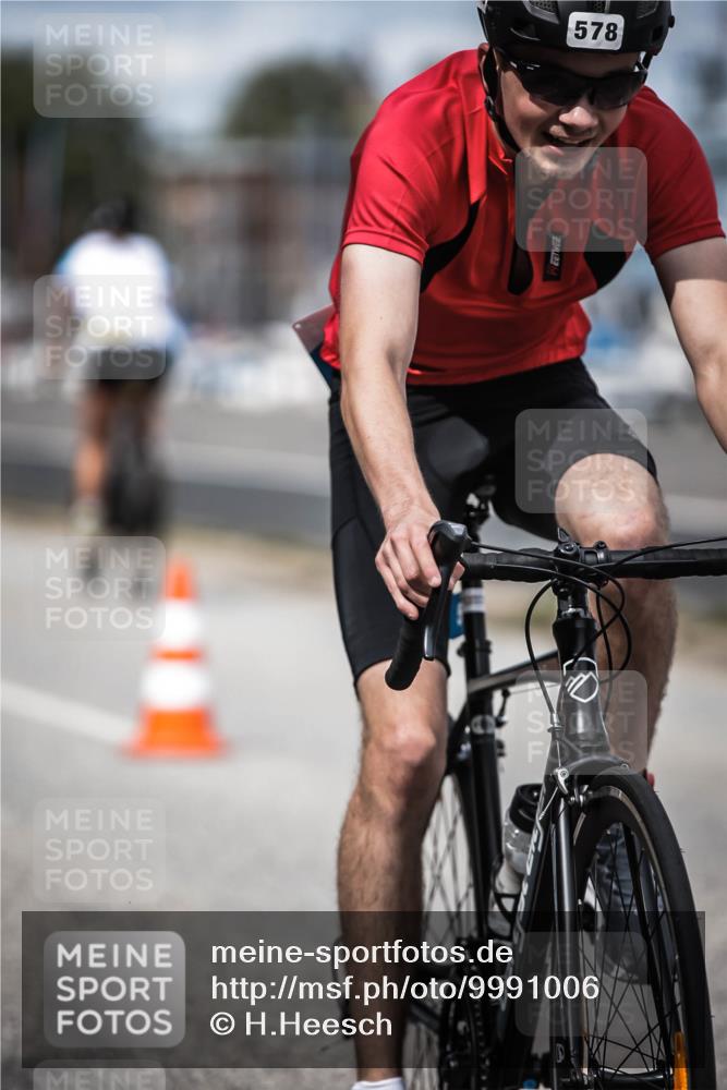 16.08.2026 - KN Förde Triathlon 2026 H.Heesch http://msf.ph/oto/9991006 16.08.2026 13:35:31 Radfahren 601, 604 meine-sportfotos.de