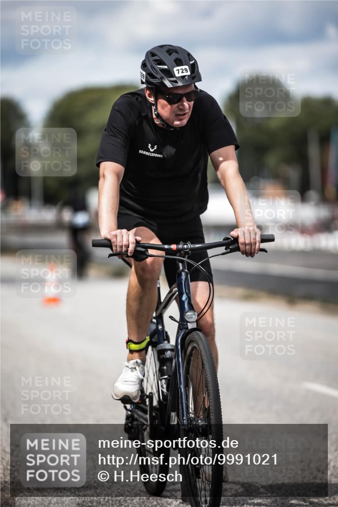 16.08.2026 - KN Förde Triathlon 2026 H.Heesch http://msf.ph/oto/9991021 16.08.2026 13:35:38 Radfahren  meine-sportfotos.de