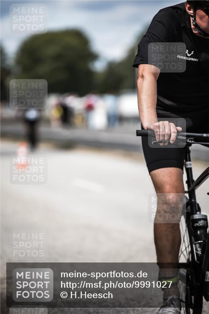 16.08.2026 - KN Förde Triathlon 2026 H.Heesch http://msf.ph/oto/9991027 16.08.2026 13:35:38 Radfahren  meine-sportfotos.de