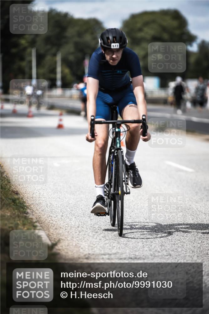 16.08.2026 - KN Förde Triathlon 2026 H.Heesch http://msf.ph/oto/9991030 16.08.2026 13:35:46 Radfahren  meine-sportfotos.de