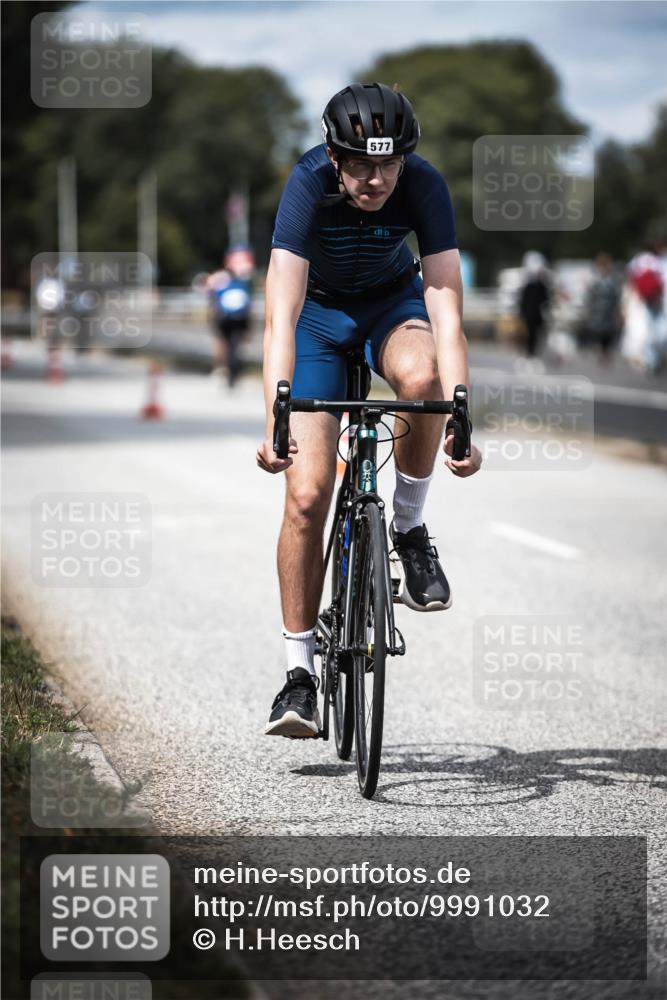 16.08.2026 - KN Förde Triathlon 2026 H.Heesch http://msf.ph/oto/9991032 16.08.2026 13:35:46 Radfahren  meine-sportfotos.de
