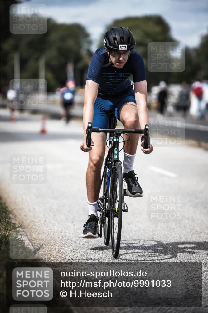 16.08.2026 - KN Förde Triathlon 2026 H.Heesch http://msf.ph/oto/9991033 16.08.2026 13:35:46 Radfahren  meine-sportfotos.de