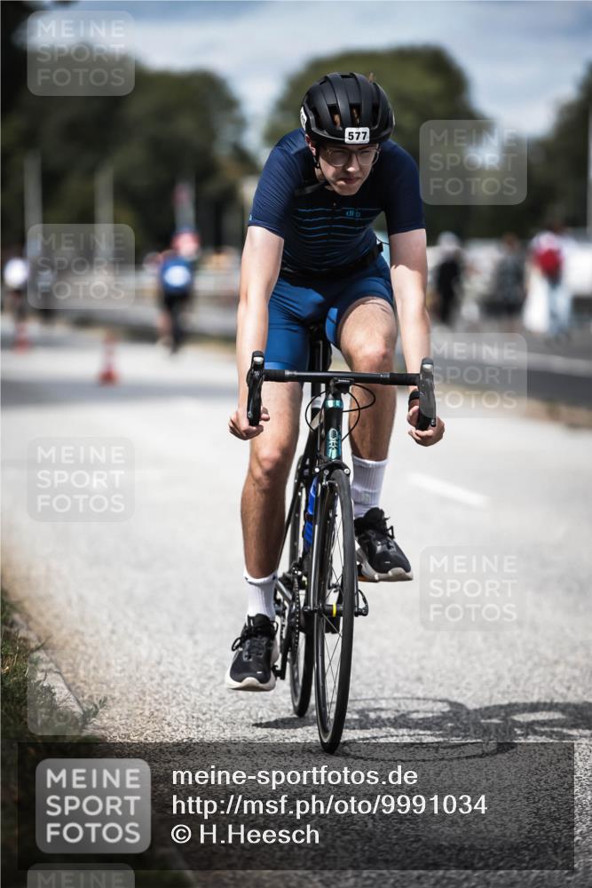 16.08.2026 - KN Förde Triathlon 2026 H.Heesch http://msf.ph/oto/9991034 16.08.2026 13:35:46 Radfahren  meine-sportfotos.de