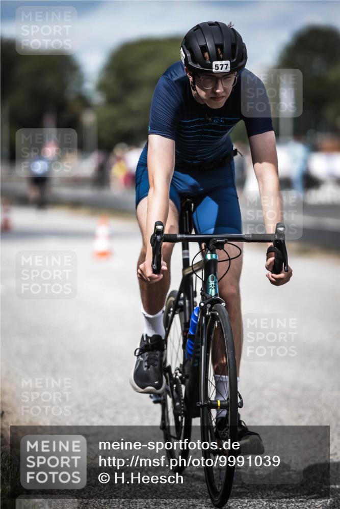 16.08.2026 - KN Förde Triathlon 2026 H.Heesch http://msf.ph/oto/9991039 16.08.2026 13:35:46 Radfahren  meine-sportfotos.de