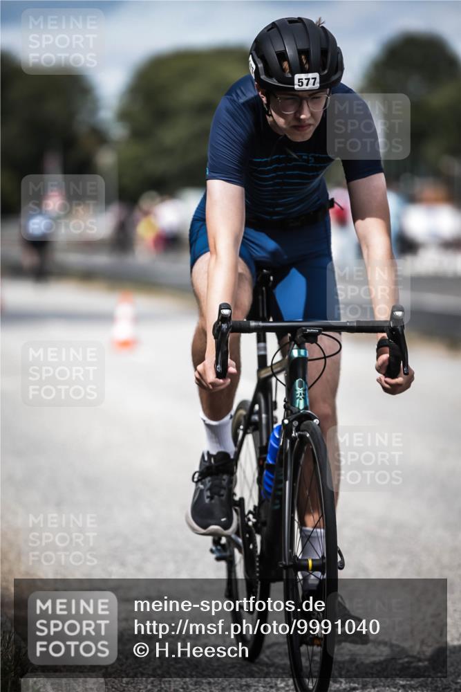 16.08.2026 - KN Förde Triathlon 2026 H.Heesch http://msf.ph/oto/9991040 16.08.2026 13:35:46 Radfahren  meine-sportfotos.de