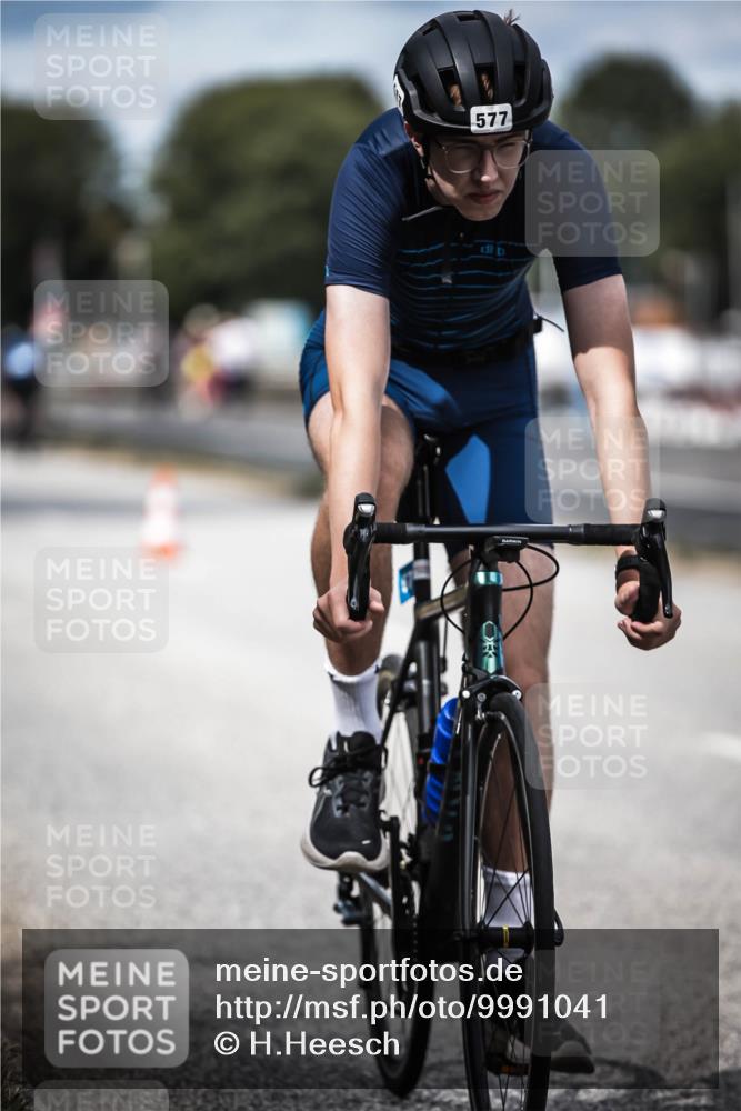 16.08.2026 - KN Förde Triathlon 2026 H.Heesch http://msf.ph/oto/9991041 16.08.2026 13:35:46 Radfahren  meine-sportfotos.de