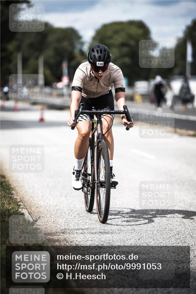 16.08.2026 - KN Förde Triathlon 2026 H.Heesch http://msf.ph/oto/9991053 16.08.2026 13:35:55 Radfahren  meine-sportfotos.de