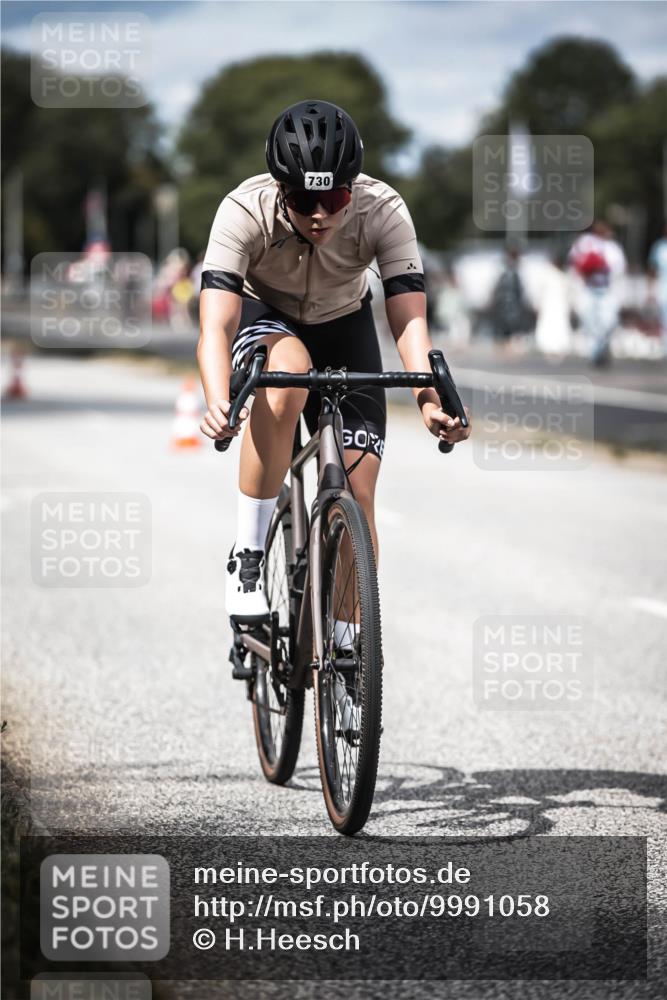 16.08.2026 - KN Förde Triathlon 2026 H.Heesch http://msf.ph/oto/9991058 16.08.2026 13:35:55 Radfahren  meine-sportfotos.de