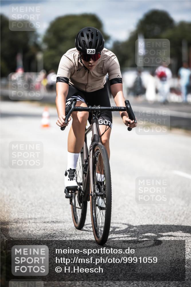 16.08.2026 - KN Förde Triathlon 2026 H.Heesch http://msf.ph/oto/9991059 16.08.2026 13:35:55 Radfahren  meine-sportfotos.de