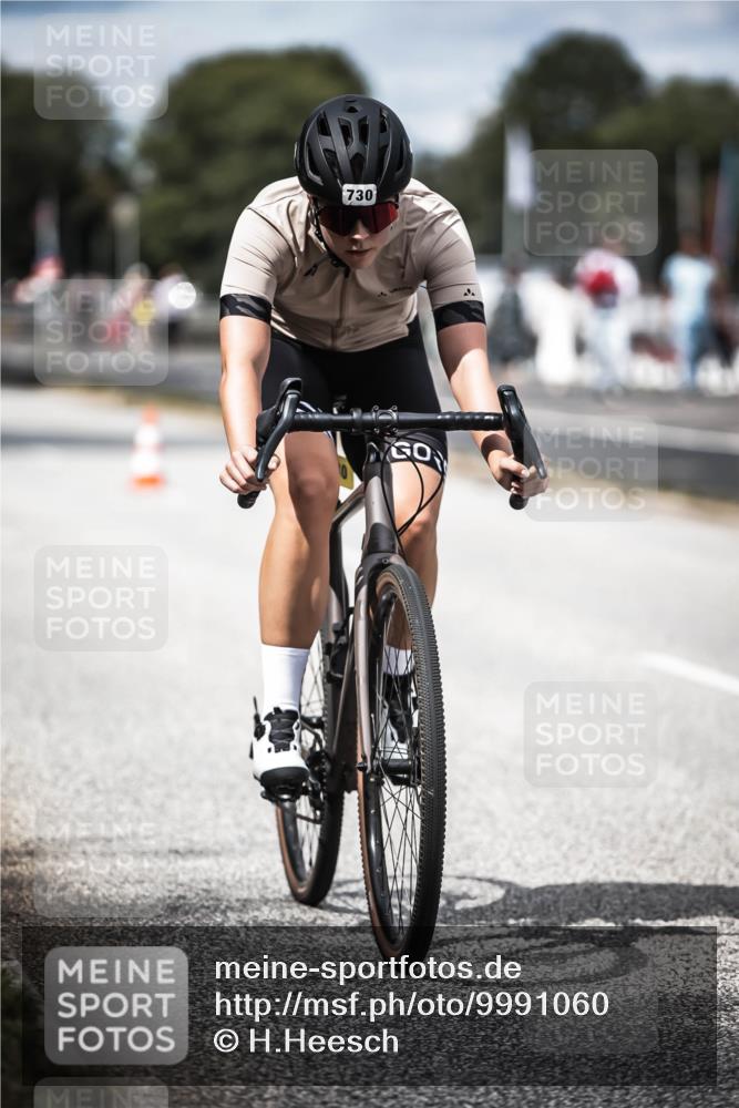16.08.2026 - KN Förde Triathlon 2026 H.Heesch http://msf.ph/oto/9991060 16.08.2026 13:35:55 Radfahren  meine-sportfotos.de