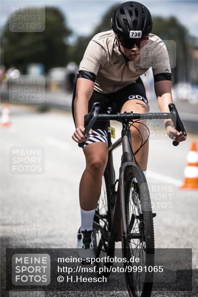 16.08.2026 - KN Förde Triathlon 2026 H.Heesch http://msf.ph/oto/9991065 16.08.2026 13:35:55 Radfahren  meine-sportfotos.de