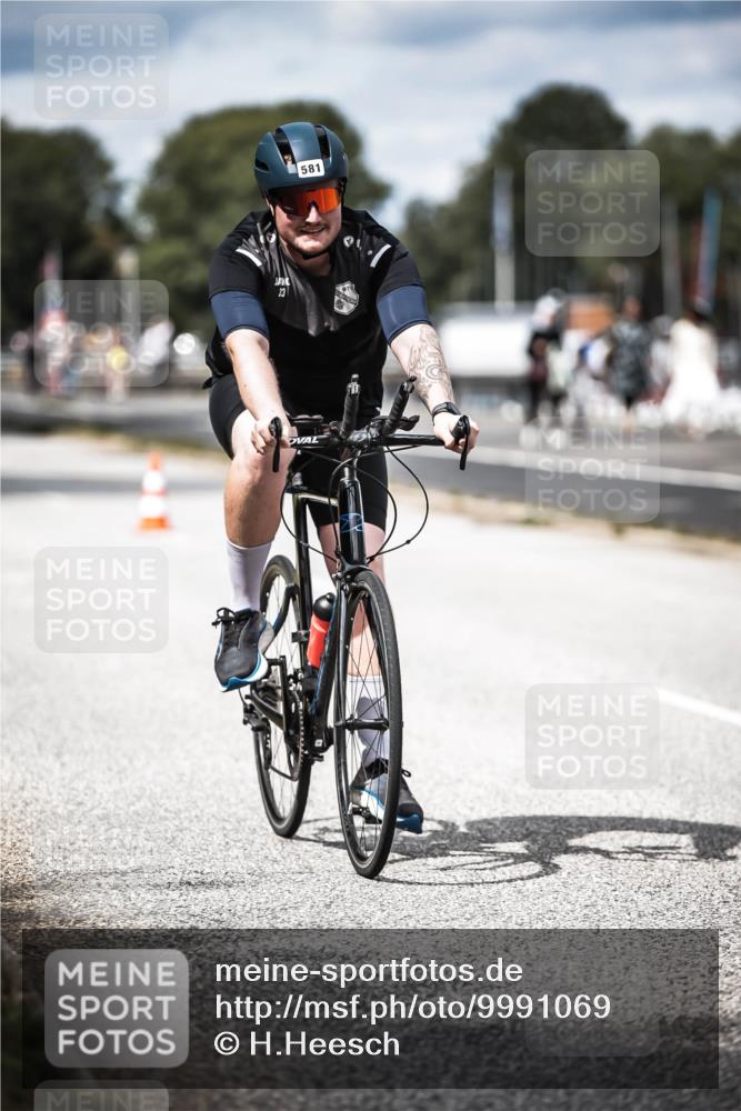 16.08.2026 - KN Förde Triathlon 2026 H.Heesch http://msf.ph/oto/9991069 16.08.2026 13:36:05 Radfahren  meine-sportfotos.de