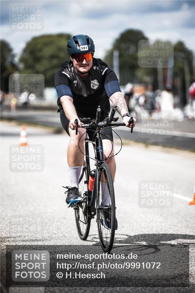 16.08.2026 - KN Förde Triathlon 2026 H.Heesch http://msf.ph/oto/9991072 16.08.2026 13:36:05 Radfahren  meine-sportfotos.de