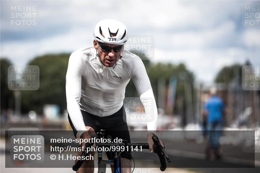 16.08.2026 - KN Förde Triathlon 2026 H.Heesch http://msf.ph/oto/9991141 16.08.2026 13:36:58 Radfahren  meine-sportfotos.de
