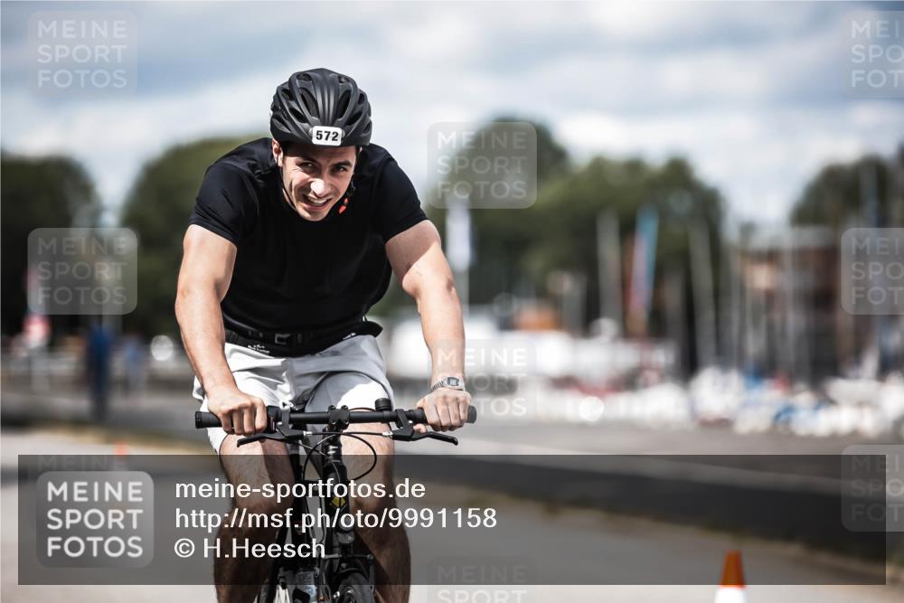 16.08.2026 - KN Förde Triathlon 2026 H.Heesch http://msf.ph/oto/9991158 16.08.2026 13:37:07 Radfahren  meine-sportfotos.de