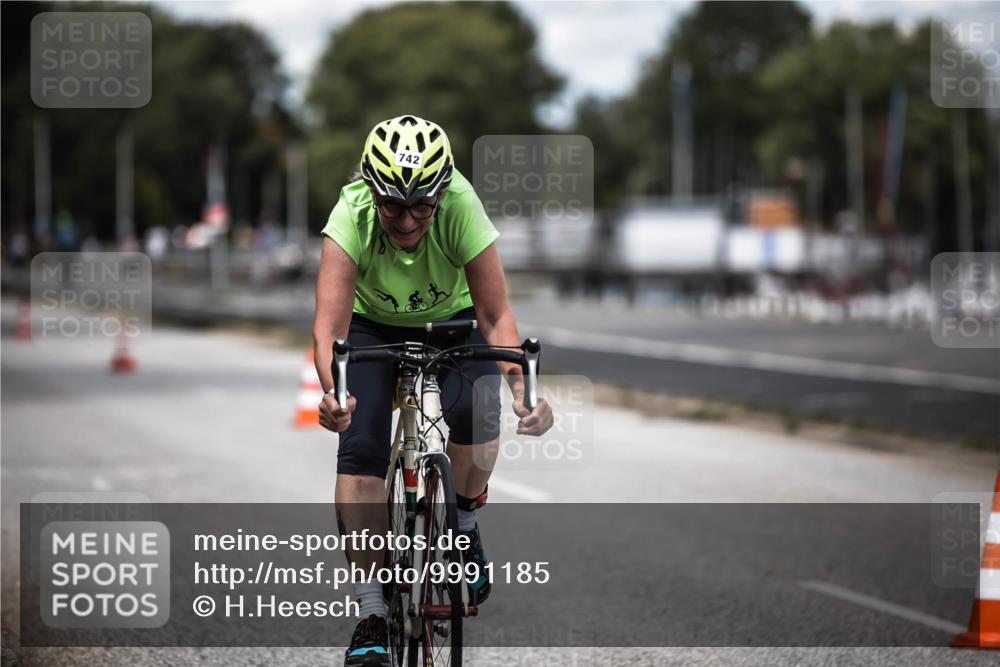 16.08.2026 - KN Förde Triathlon 2026 H.Heesch http://msf.ph/oto/9991185 16.08.2026 13:37:47 Radfahren 717 meine-sportfotos.de