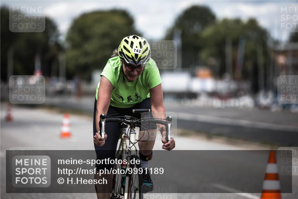 16.08.2026 - KN Förde Triathlon 2026 H.Heesch http://msf.ph/oto/9991189 16.08.2026 13:37:47 Radfahren 717 meine-sportfotos.de