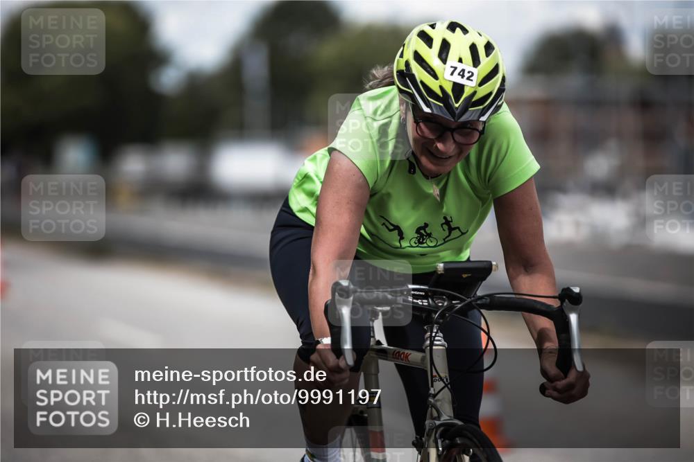 16.08.2026 - KN Förde Triathlon 2026 H.Heesch http://msf.ph/oto/9991197 16.08.2026 13:37:47 Radfahren 717 meine-sportfotos.de